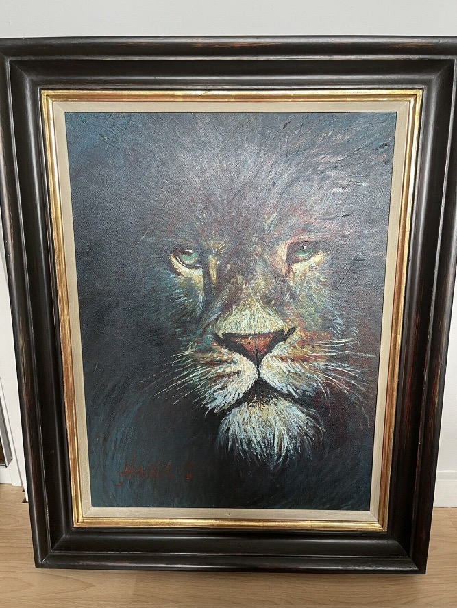 A Green Eyed Lion Original Oil Painting allegedly by Rolf Harris for sale for £35000 on ebay.