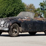 The rusty 1959 Jaguar XK150 S 3.4-litre Roadster which is being sold at an auction.