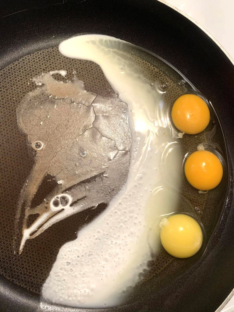 The fried eggs that resemble Mr Burns.
