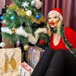 Andrea Ivanova the woman with the world biggest lips, gets MORE filler as early Christmas present.