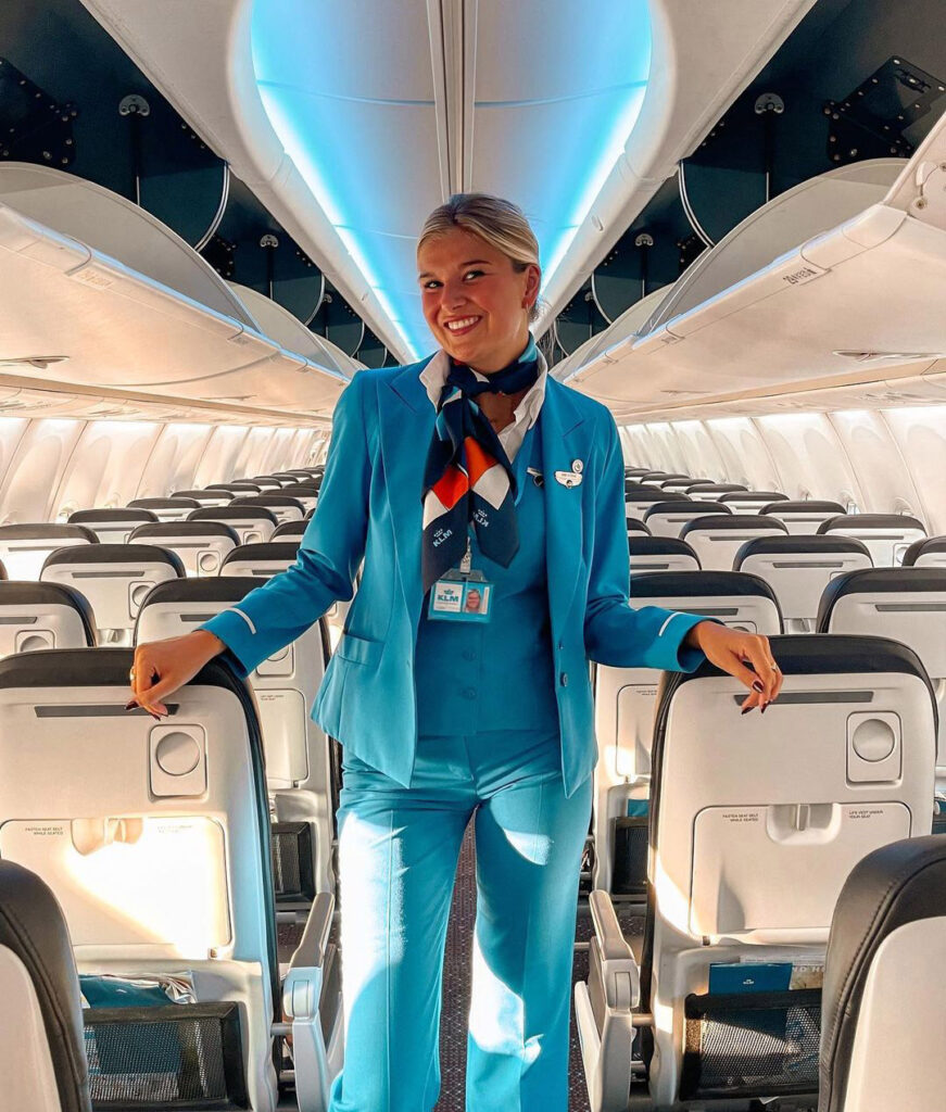 Esther Sturrus the flight Flight attendant sharing her favourite types of passengers, as well as the one type that cabin crew dread.
