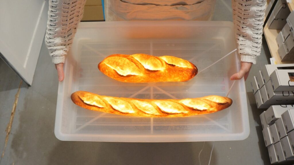 the artist Yukiko Morita's from japan creates bread lamps goes viral on social media.