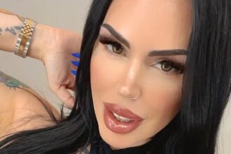 A model shocks followers by admitting to drinking her own blood for youthfulness. Sofia Clerici shares her unconventional beauty regimen, causing a stir online.