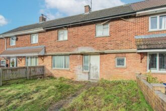 the timewarp house available for sale in in Devizes, Wiltshire, is being sold by Strakers estate agents and advertised on Rightmove.