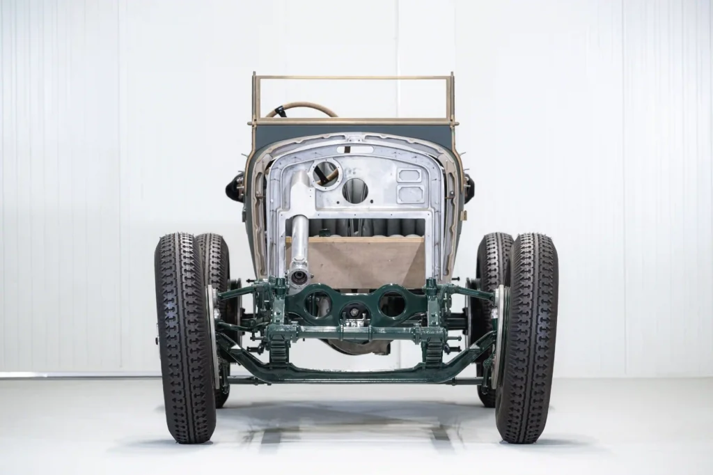 the vintage Bentley, once among the world's fastest cars, is up at an auction, sans engine, in a restoration project by RM Sotheby's.