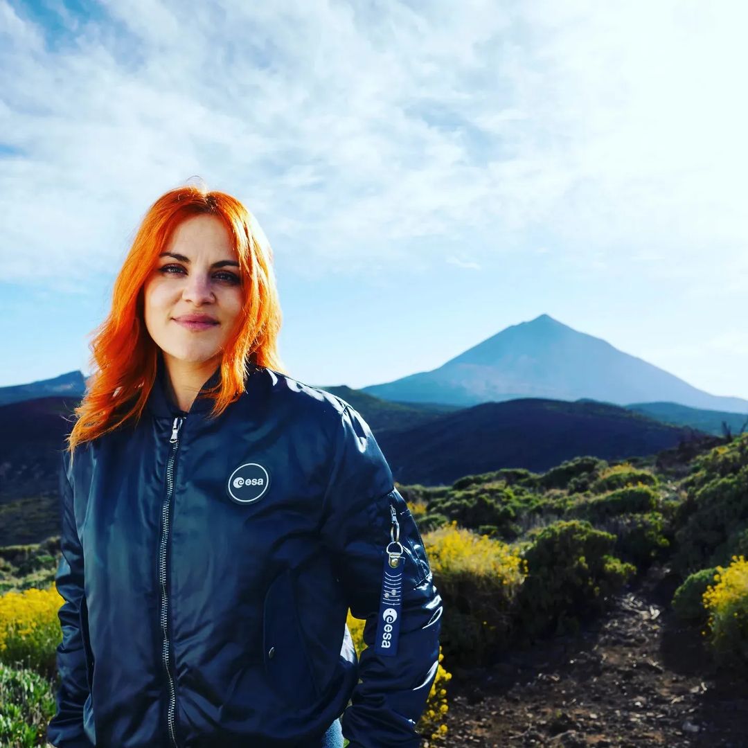 Influencer Sara García Alonso, soon to head to space, shares insights into her upcoming rocket adventure. From liquid spices to controlled bathroom visits, she unveils the unique aspects of space travel, balanced with fun activities and awe-inspiring experiences.