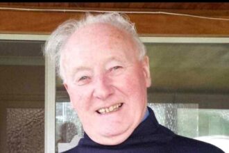 RNLI lifeboatman Ron Blay, known for his pranks, gets a humorous send-off at his funeral as a colleague's pager interrupts the service for an emergency call.