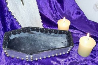 A woman is selling a pet coffin on Facebook Marketplace for £3, perfect for small pets like goldfish, hamsters, or budgies. What started as a joke turned into a business venture for Claire-Anita Chamberlain.