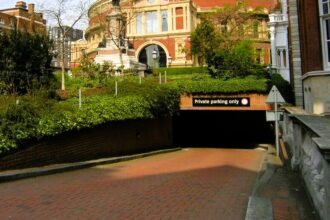 Renting in London has reached new extremes, with garage prices rivaling those of studio flats. For £1,271, secure parking in Kensington is available, complete with CCTV and utilities. Alternatively, a studio flat with private parking in New Cross Gate goes for £1,250, offering modern amenities and proximity to central London.