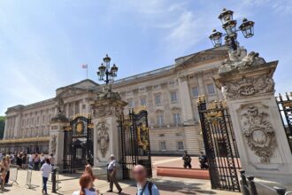 Buckingham Palace seeks a communications assistant amidst Kate Middleton controversy. The role involves media coverage of royal engagements. Apply by April 7.
