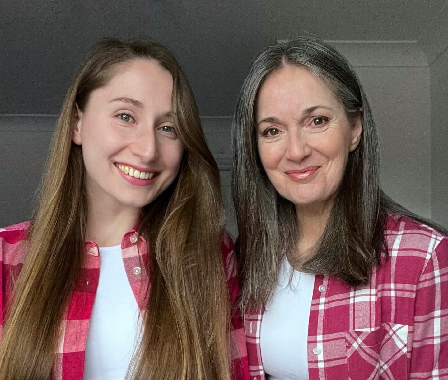 An awe-inspiring grandmother and her daughter share an uncanny resemblance, sparking debates over who's who in their hilarious Instagram video.
