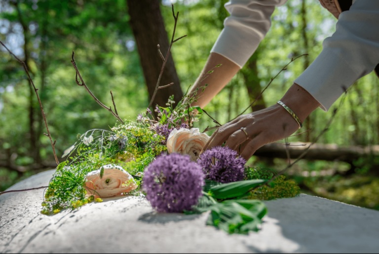 Embrace eco-friendly burial with a biodegradable mushroom coffin, the world's "first living coffin." Made from local mushroom species and hemp fibres, it decomposes in just 45 days, enriching the earth and increasing biodiversity. Certified for various burial methods.