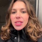 South American influencer Monique Escapeti sparks controversy by claiming Europeans stink in viral video from Copenhagen Metro. Despite mixed reactions, she stands by her observation, doubling down on her remarks in subsequent posts.