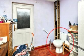 Looking for a unique home? This mid-terrace gem offers a kitchen-toilet combo, sparking intrigue and mixed reactions among potential buyers.