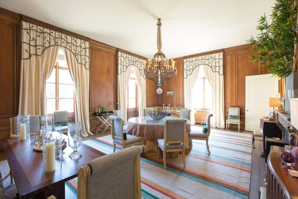 A historic estate once owned by the Campbell's Soup magnate is on sale for $7.9 million. The Linden Estate, steeped in elegance and history, offers 10 bedrooms, lush gardens, and modern amenities, making it a luxurious retreat in Pennsylvania.