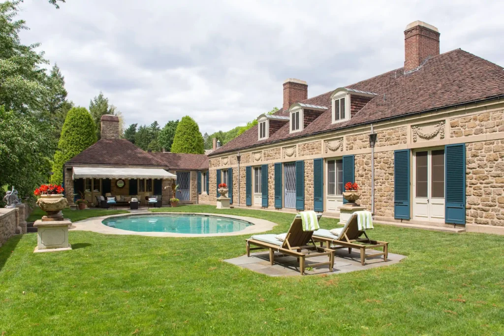 A historic estate once owned by the Campbell's Soup magnate is on sale for $7.9 million. The Linden Estate, steeped in elegance and history, offers 10 bedrooms, lush gardens, and modern amenities, making it a luxurious retreat in Pennsylvania.