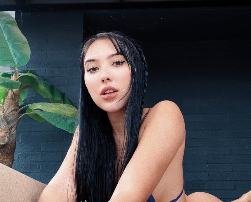 Influencer Aída Victoria Merlano faces surgery after bursting a breast implant during a passionate moment, plans to replace them with larger ones.