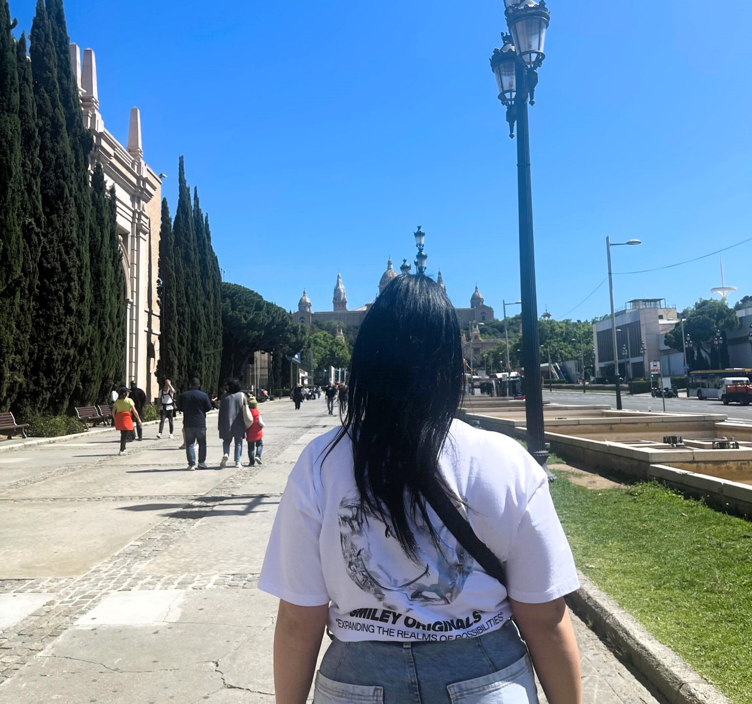 how a savvy 21-year-old embarked on an 11-hour adventure in Barcelona for just £40, swapping rainy Manchester for sunny shores.