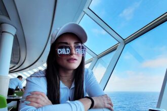 Marcela, a former nanny, shares how her experience caring for children led her to decide against having kids of her own. Despite societal expectations, she finds fulfillment in her relationship with her dog and her child-free lifestyle. She emphasizes the importance of living authentically and making choices based on personal happiness rather than external pressures.