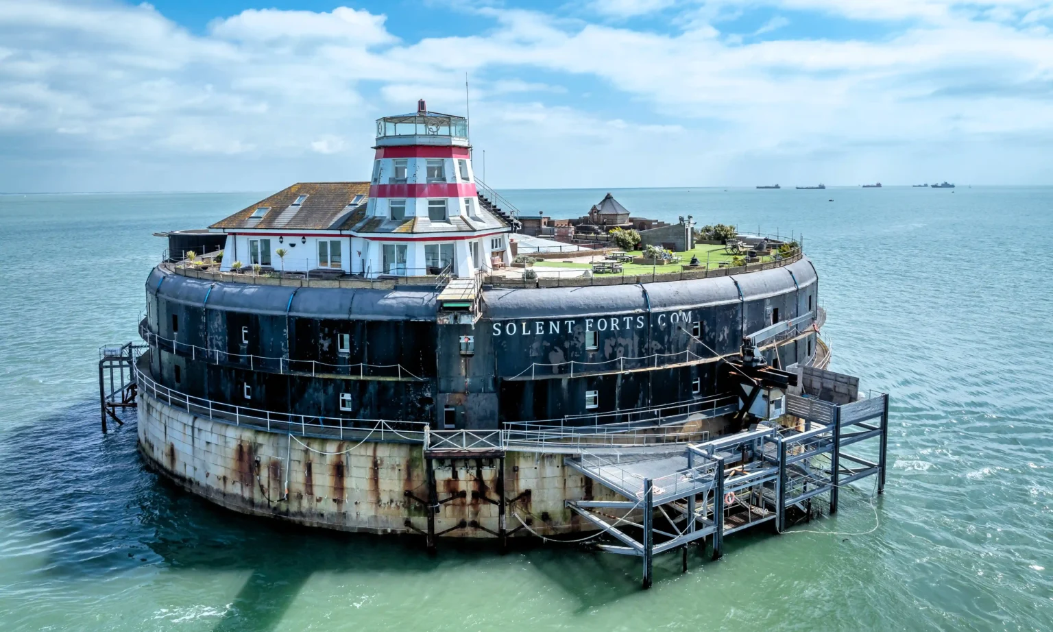 Two iconic sea forts, No Man’s Fort and Spitbank Fort, near Portsmouth, are up for auction at £1 million each, offering unique historical retreats with luxury amenities.