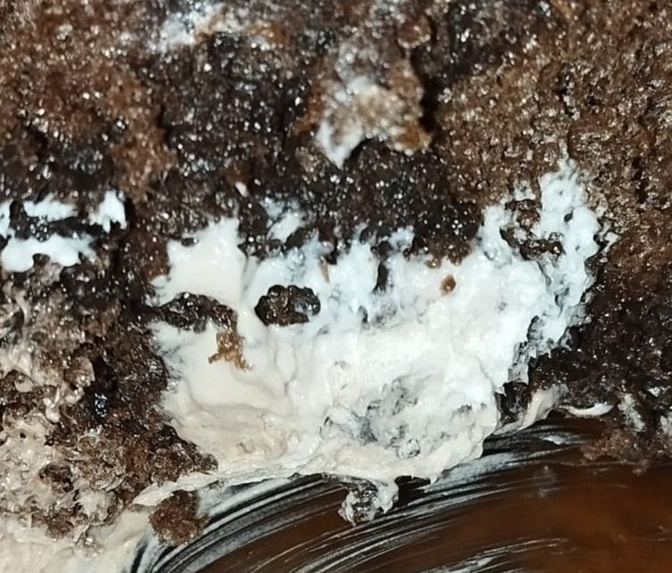 A kitchen worker in the Philippines spotted Michael Jackson's face in his chocolate cake. Friends were amazed, sharing the resemblance on social media and sparking a viral sensation.