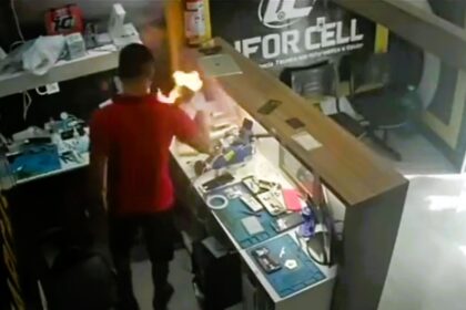 A phone battery burst into flames at a repair shop in Brazil, shocking the owner and technician. Thankfully, no serious injuries occurred. Learn more about this dramatic incident.