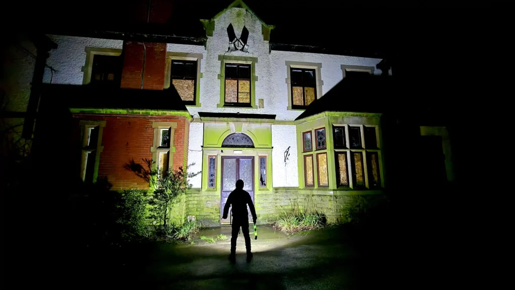 Urban explorer discovers haunting poems about respecting dementia patients in abandoned Sheffield care home. The grand yet eerie Ash House has been neglected since 2016.