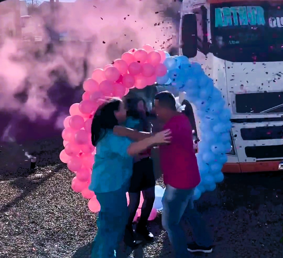 A godfather mistakenly used pink confetti for a gender reveal, thinking the baby was a girl. The next day, they realized it was a boy, causing laughter and confusion in the family.