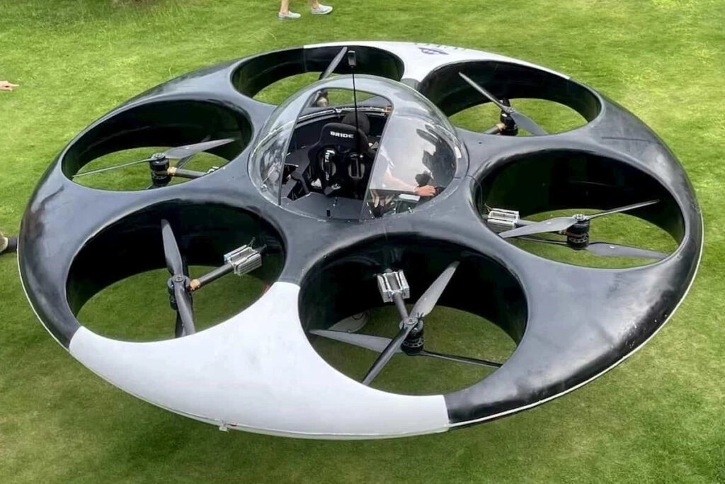 A new ‘UFO taxi’ with 12 battery-powered motors can take off and land on water. It flies up to 650 feet for 15 minutes, carries two passengers, and offers scenic rides in Shenzhen.