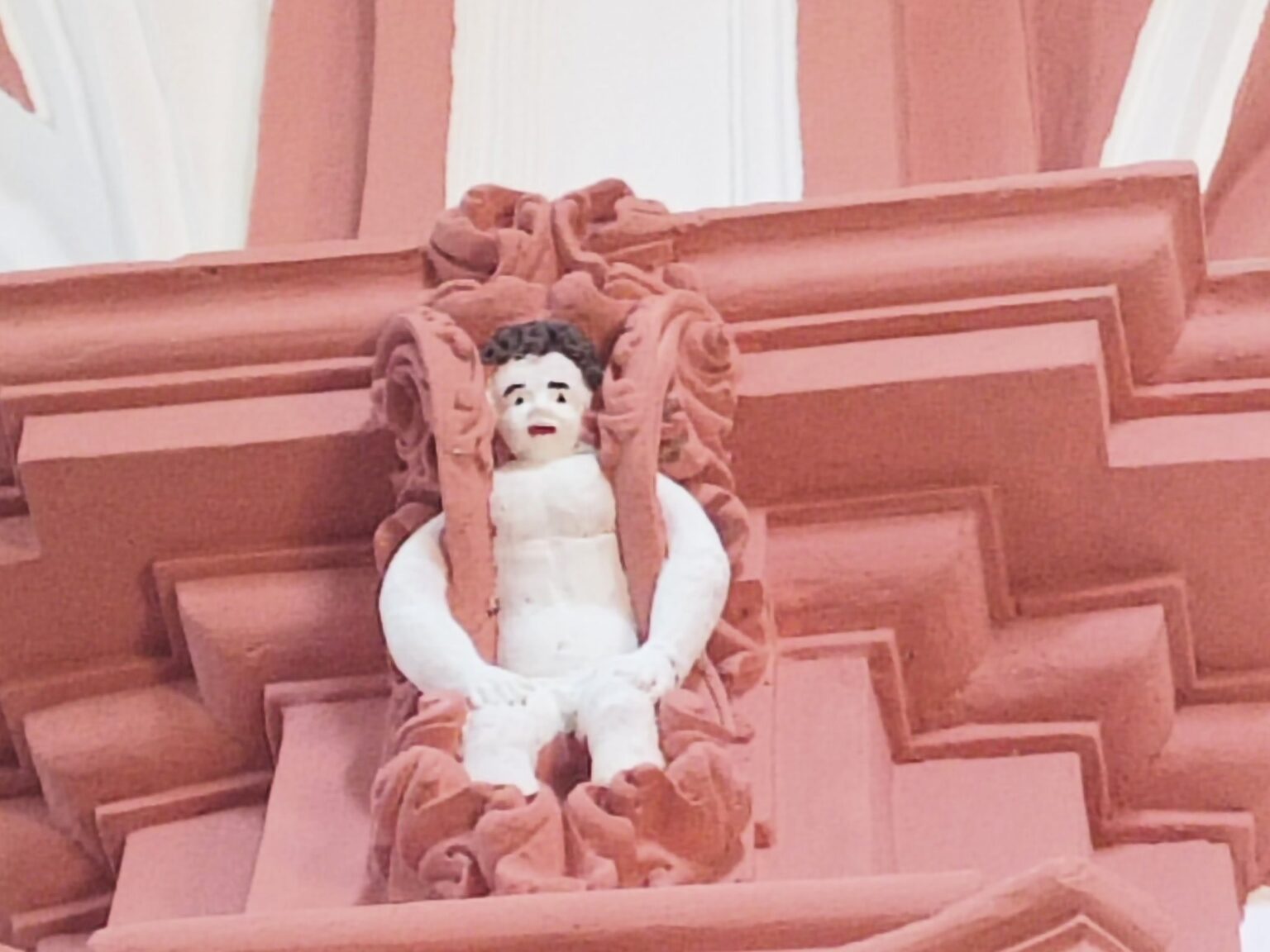 The botched restoration of cherub statues in a 300-year-old Spanish church has been criticized as "cartoonish" and "disrespectful" to heritage, sparking outrage among experts and locals.