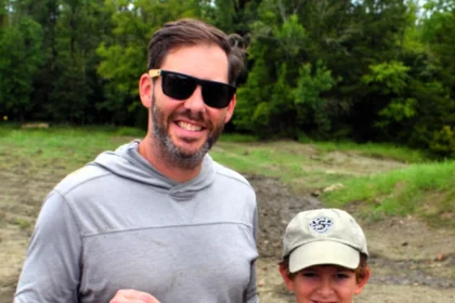 A father and son discovered a two-carat diamond while digging in Arkansas' Crater of Diamonds State Park. Their lucky find, named "Minor Find," brought huge smiles.