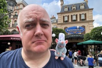 While cheering on Ireland at the Paris Olympics, Dara Ó Briain took a fun break at Disneyland Paris. The comedian, a big fan of Ratatouille, shared his magical experience.