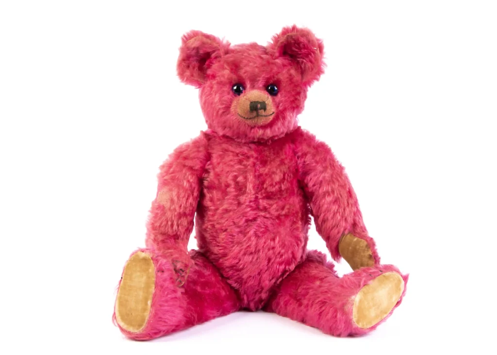 Iconic 1910 teddy bear Aloysius, star of ITV's Brideshead Revisited, set to fetch £30,000+ at auction, alongside rare teddy bear collectibles. Auction to be held in December.