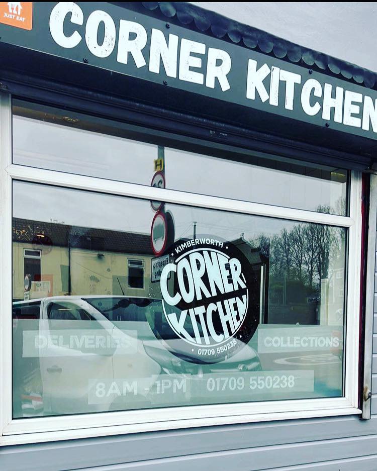 Yorkshire eatery creates the UK's biggest breakfast sarnie, a 6-pound, 5,000-calorie feast. Finish it in 30 minutes for a free meal, or pay £22.50 for the ultimate challenge!