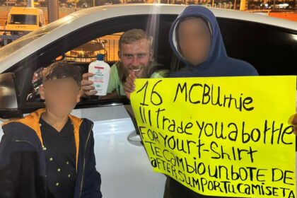 Joker footie fans gift pale striker Oli McBurnie a bottle of Aftersun after his move to sunny Las Palmas, capturing the hilarious moment in a viral snap.