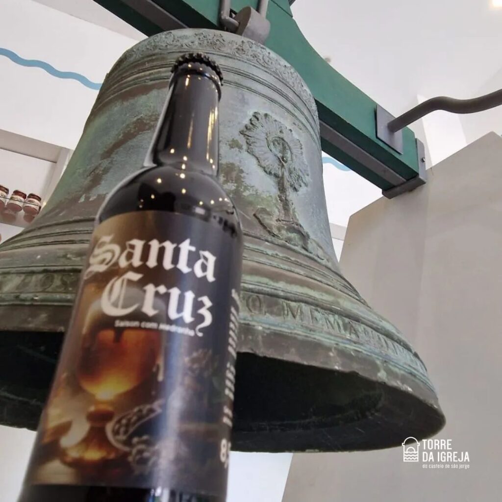 A priest in Portugal is raising funds for restoration by selling Santa Cruz, a blessed IPA with arbutus and cardamom, offering a unique taste and supporting a noble cause.