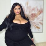 Body-positive influencer Alex Aspasia shares her struggles with fitting into restaurant seating, advocating for more plus-size friendly and accessible spaces. 1.8M TikTok views.