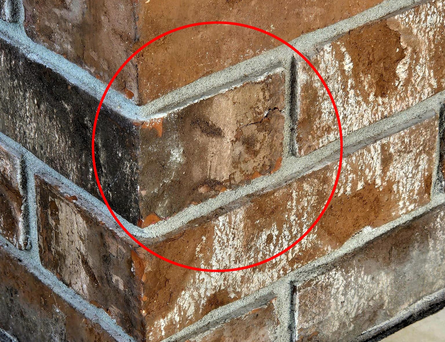 A woman spotted the face of Jesus Christ in the brickwork of a building near her church in Illinois, sparking reactions from locals and adding mystery to Sunday service.