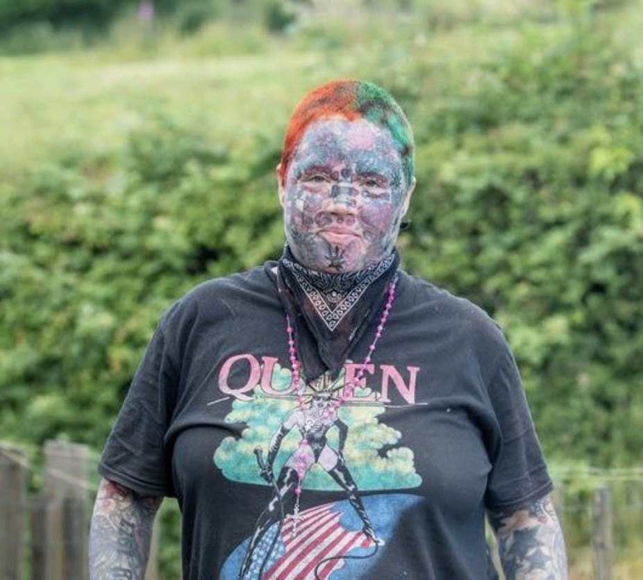 Britain’s most tattooed mum, Melissa Sloan, reveals her heartbreak at being unable to take her kids back-to-school shopping due to constant stares and judgment over her tattoos.