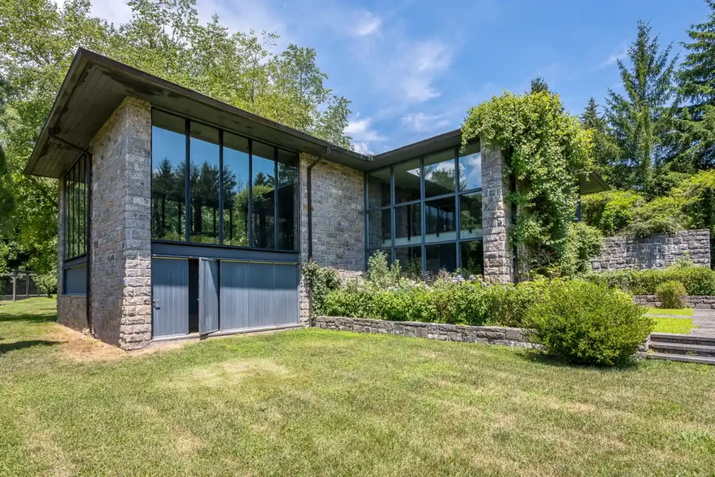 Urban explorer discovers abandoned $8.1M mansion with six bedrooms, pool, and basketball court. Once a luxurious estate, it's now set for demolition, captivating viewers.