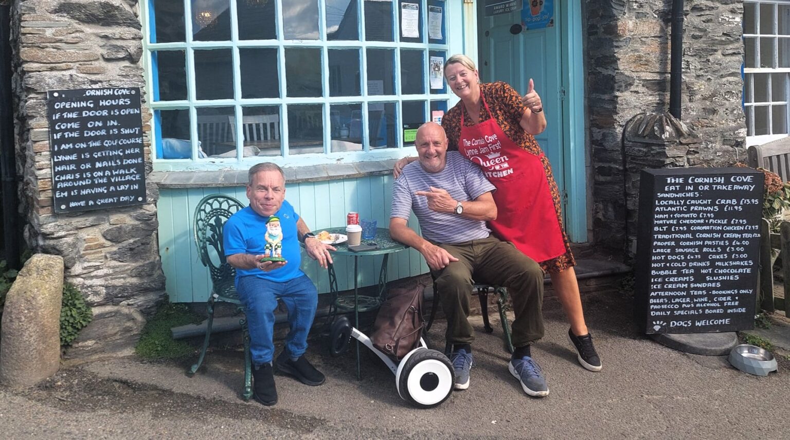 Hollywood star Warwick Davis surprised staff at The Cornish Cove Tearoom in Port Isaac, enjoying tea and Victoria Sponge. Locals praised the actor for his kind demeanor.