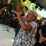 An elderly woman missing for seven months was reunited with her family after a viral video showed her dancing on stage at a concert in Colombia, capturing global attention.