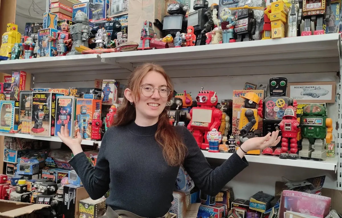 Britain’s largest toy robot collection, featuring 400+ vintage space-age robots, heads to auction with bids expected to reach £30,000 for these nostalgic treasures.