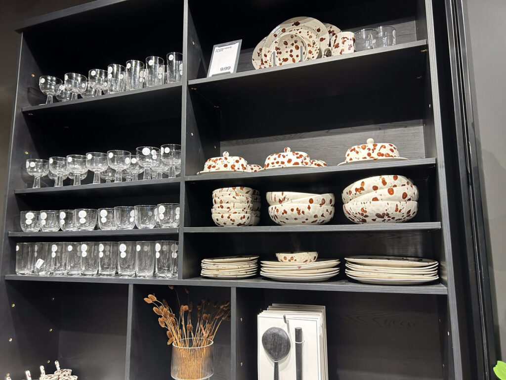 H&M's new Speckled-Glaze crockery range, featuring a brown speckled pattern, has been ridiculed by shoppers for resembling poo. Despite the jokes, some find the design cute.