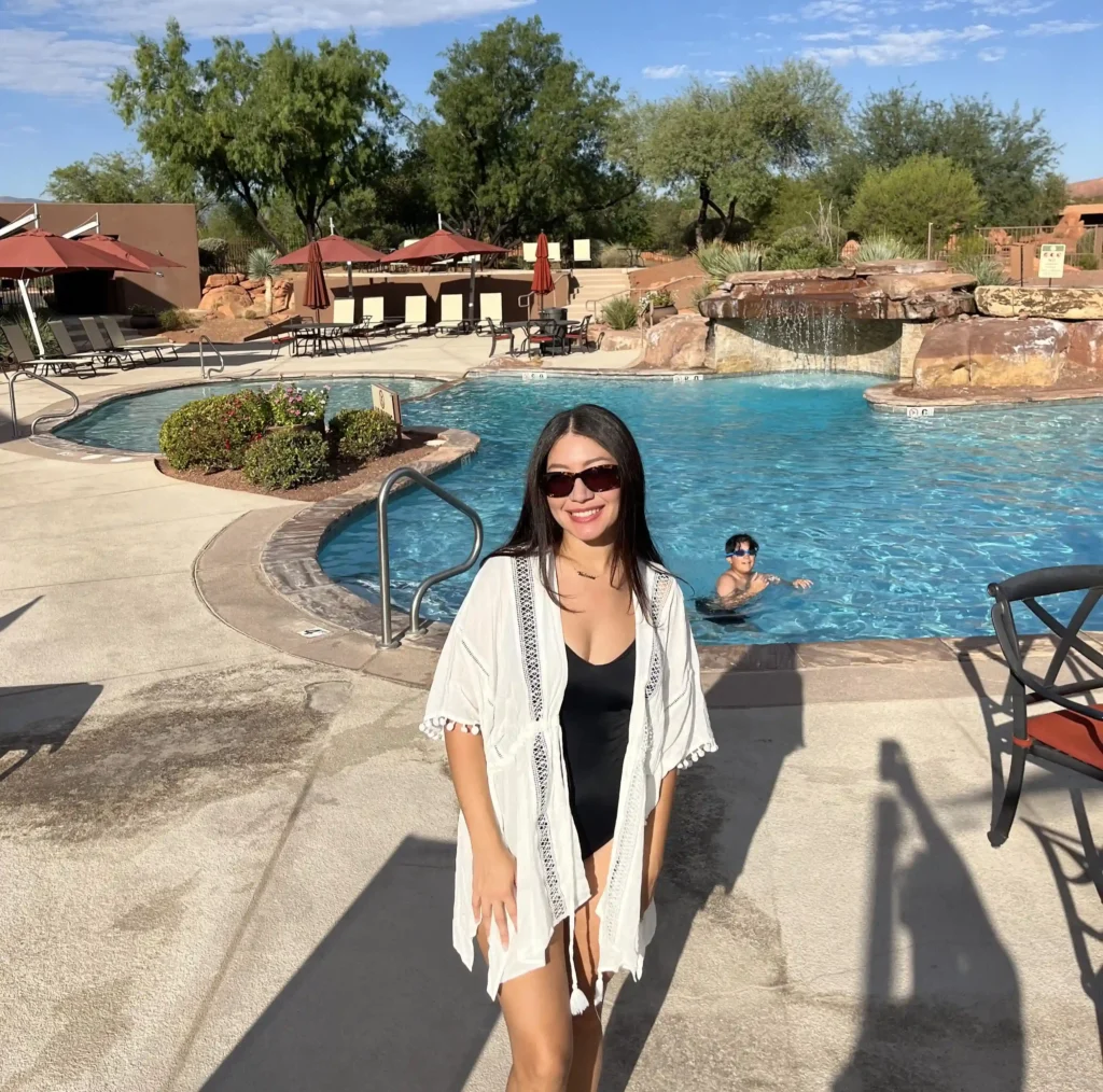 Disney superfan Valeria Evans honeymooned at The Inn at Entrada, the set of *High School Musical 2*, recreating iconic scenes and sharing the nostalgic experience on TikTok.