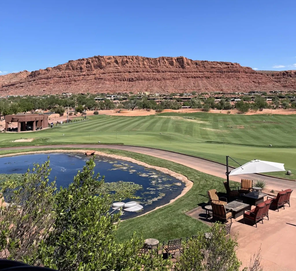 Disney superfan Valeria Evans honeymooned at The Inn at Entrada, the set of *High School Musical 2*, recreating iconic scenes and sharing the nostalgic experience on TikTok.