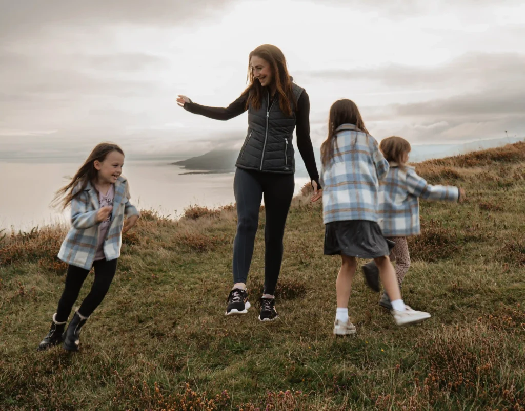 Mum-of-three Tess Lathey embraces a relaxed parenting style, allowing her kids to make their own choices on food, entertainment, and screen time, promoting independence and self-growth.