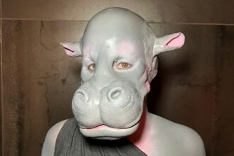 TV host transforms into viral pygmy hippo Moo Deng for Halloween, with a jaw-dropping costume that has fans amazed. 8.3M views and counting!