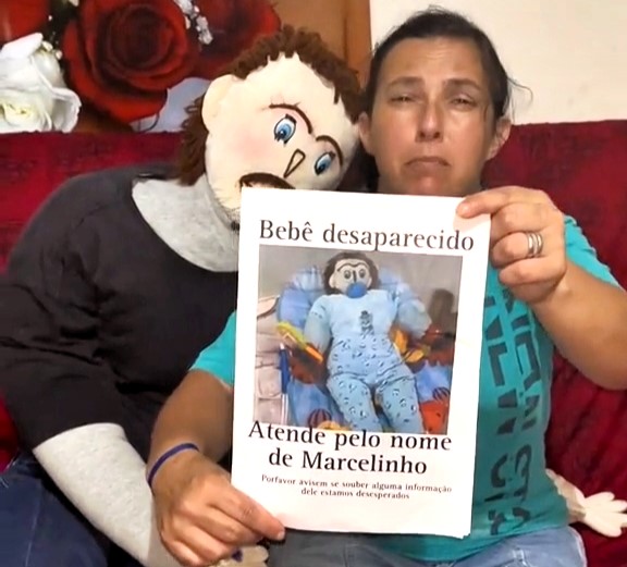 A woman who married a rag doll reveals heartbreak after her rag doll child was kidnapped. The thieves demand £136,715 ransom, leaving the family desperate for his return.