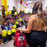 5-year-old cancer survivor Miguel receives heartwarming hero’s welcome from classmates upon returning to school in Brazil. Emotional reunion video goes viral.